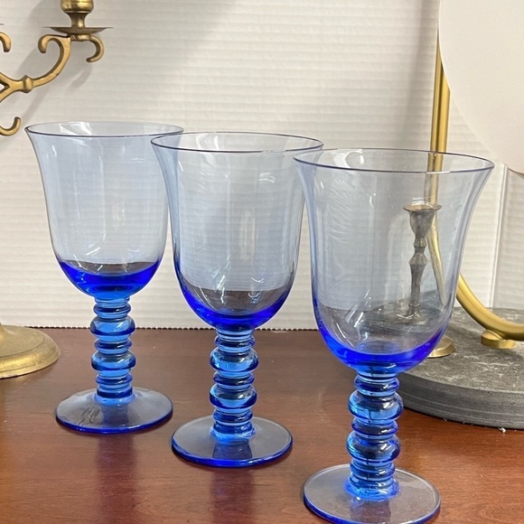 Blue goblet, wine, water, glasses, mid-century modern Hollywood Regency - Picture 3 of 3